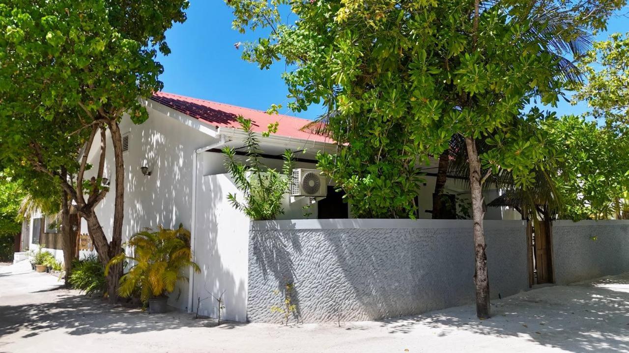 Seascape Retreats Dhigurah Otel Dhigurah  Dış mekan fotoğraf
