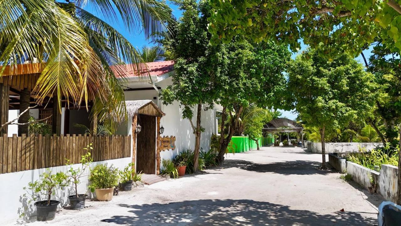 Seascape Retreats Dhigurah Otel Dhigurah  Dış mekan fotoğraf