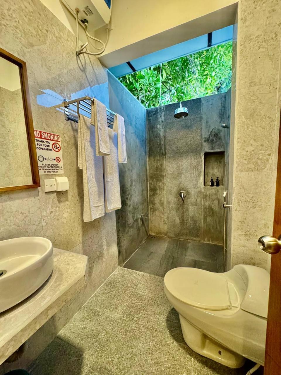 Seascape Retreats Dhigurah Otel Dhigurah  Dış mekan fotoğraf